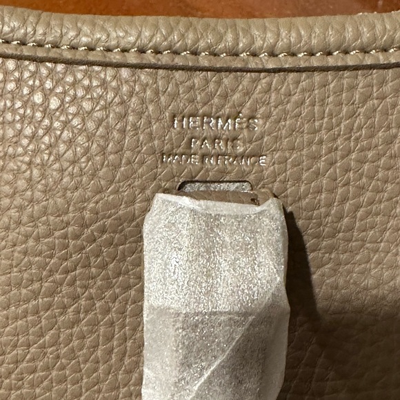 Hermes Evelyn beige shoulder bag leather - Picture 2 of 15
